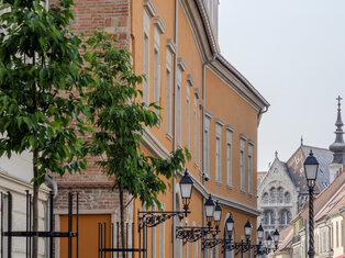Hess András tér