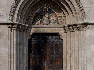 Matthiaskirche Hauptportal